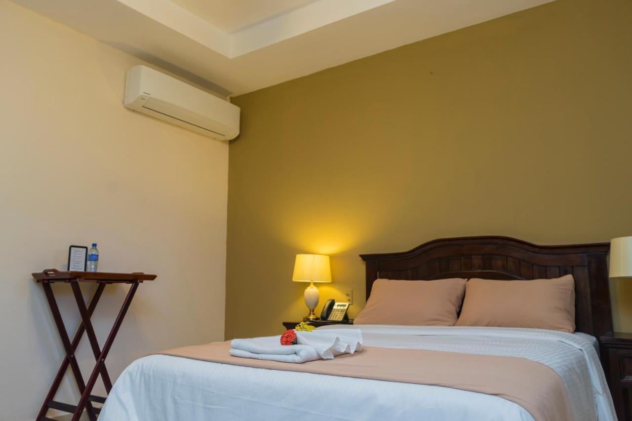 Farallones Hotel Chinandega Bagian luar foto