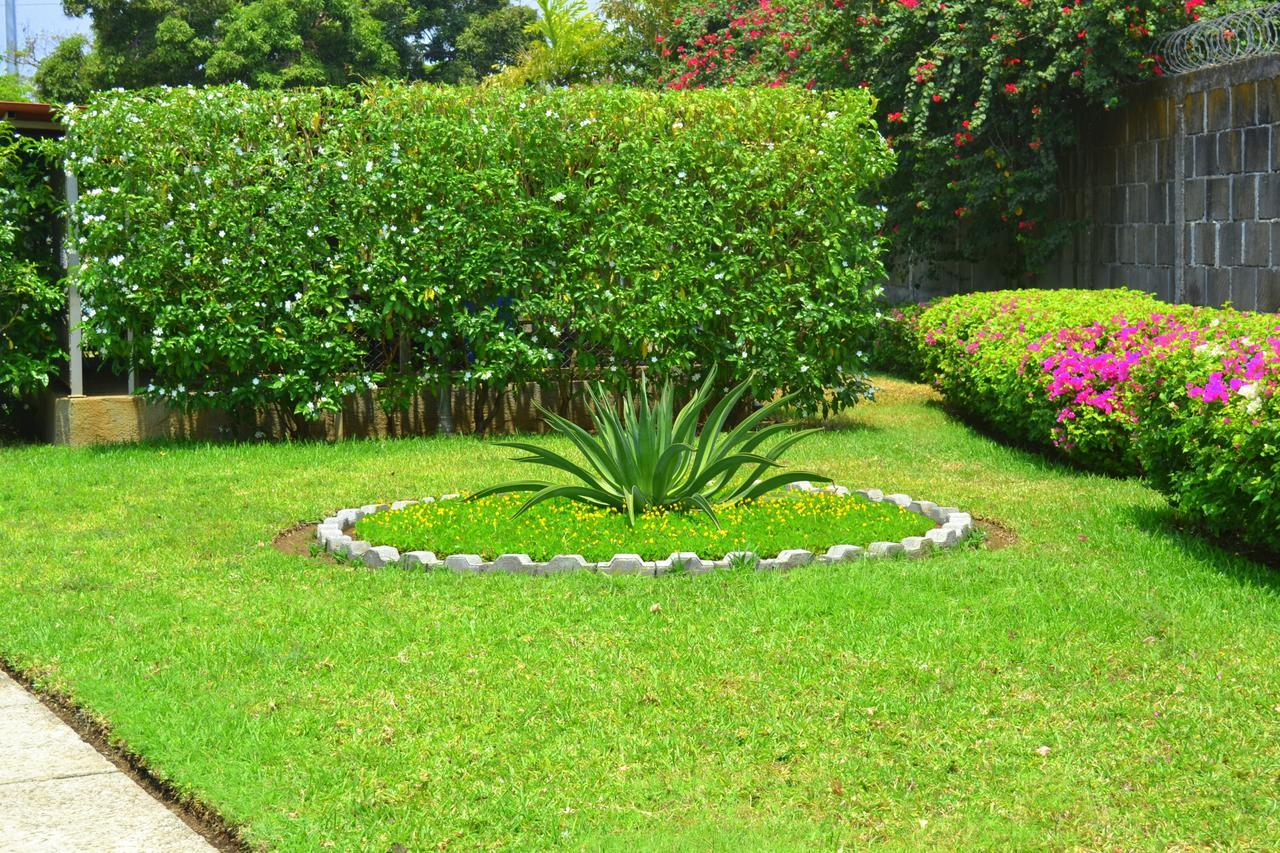Farallones Hotel Chinandega Ruang foto