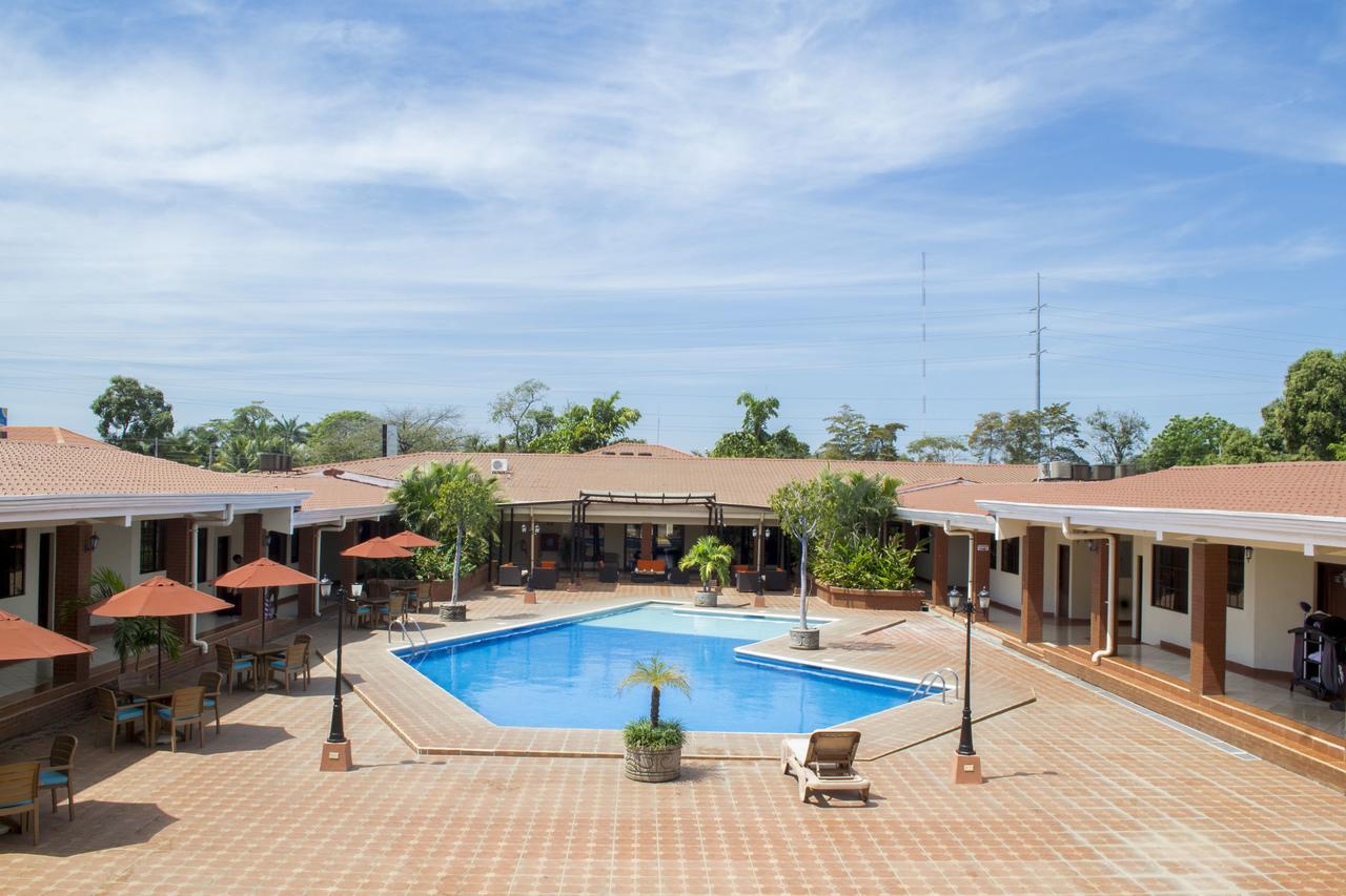 Farallones Hotel Chinandega Bagian luar foto