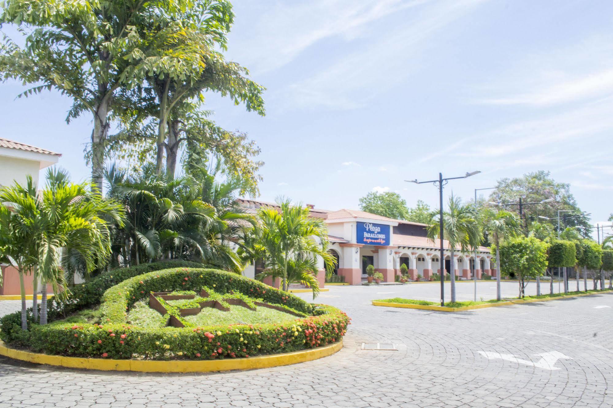Farallones Hotel Chinandega Bagian luar foto
