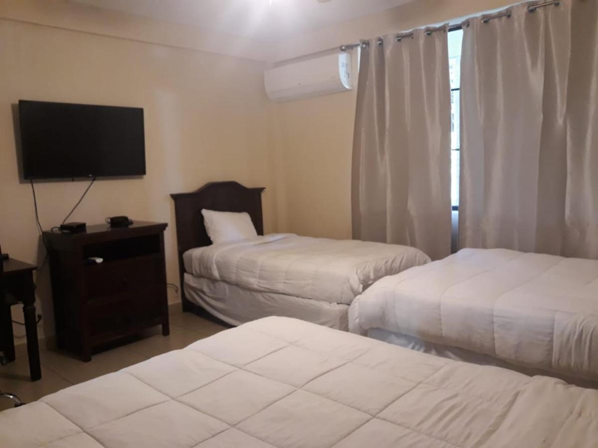 Farallones Hotel Chinandega Bagian luar foto